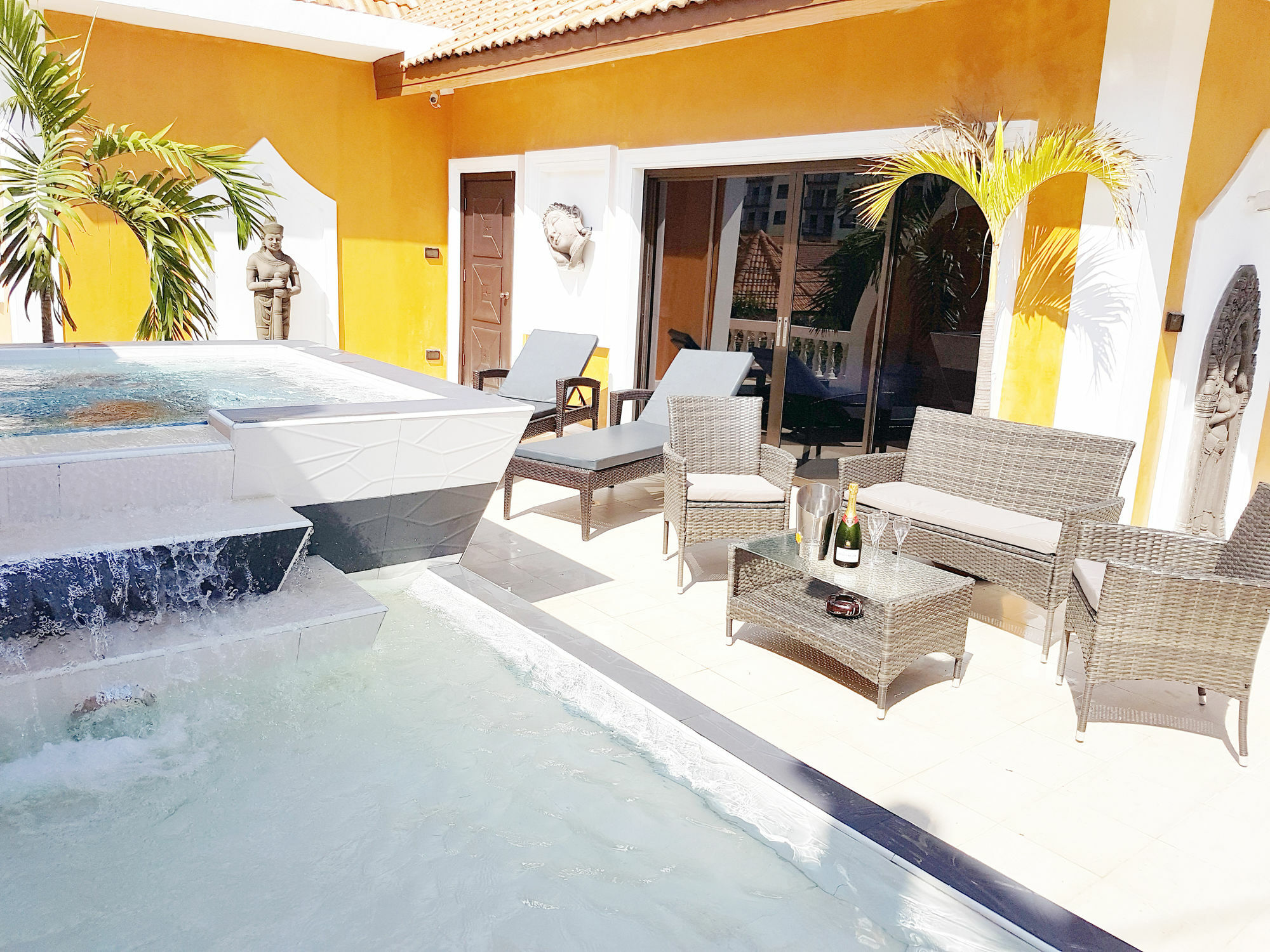 Hideland - The Luxury Tropical Villa Pattaya Exterior foto
